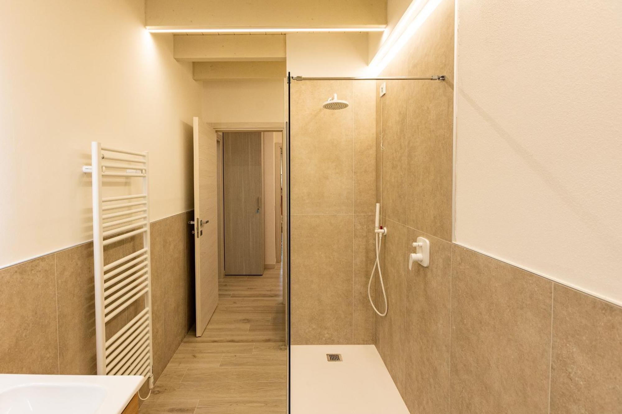 A Garda Dream Luxury Apartments 布索伦戈 外观 照片